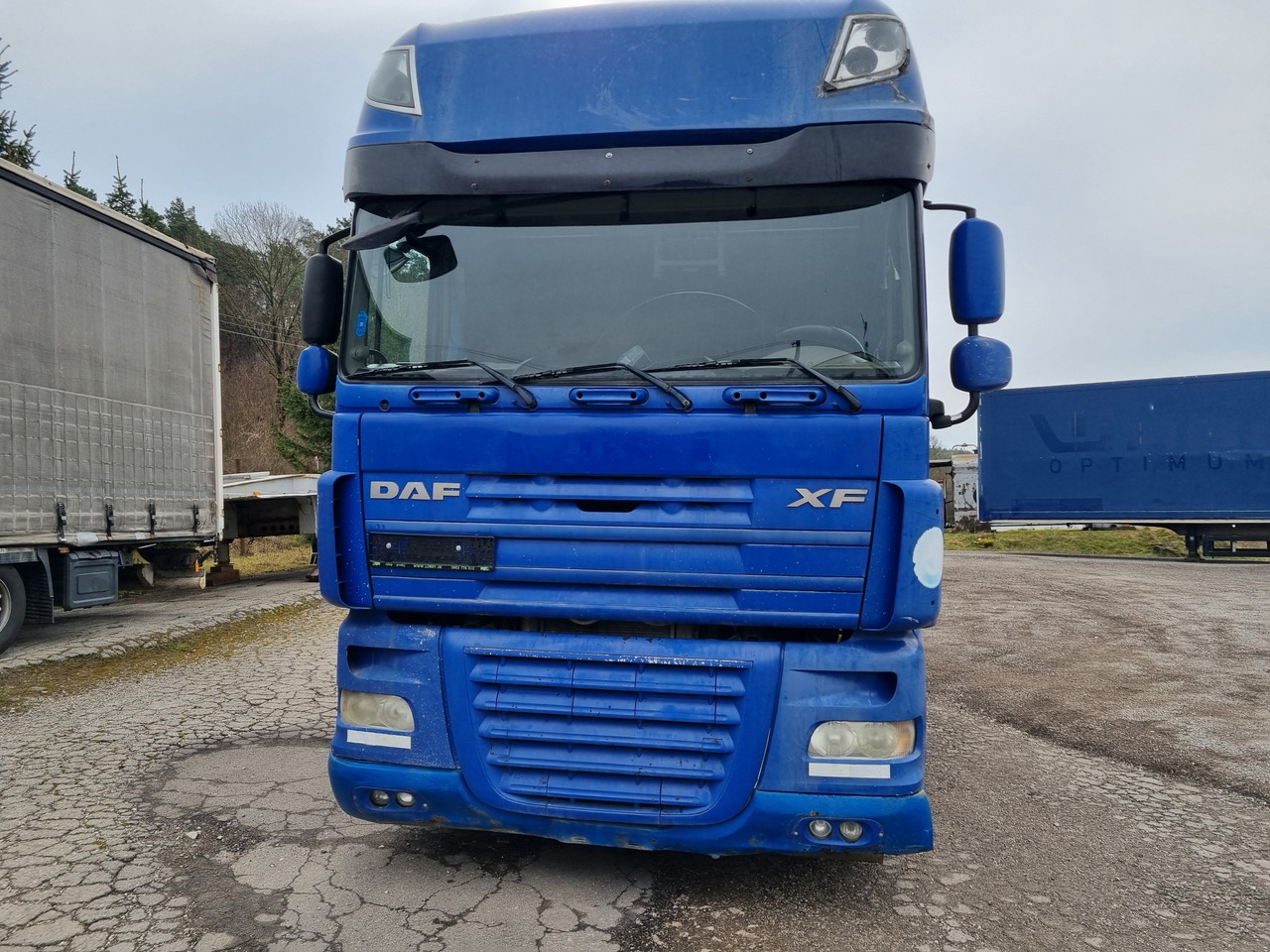 DAF XF 105.410 LD 4x2 EURO5 automat - Platforminis/ Bortinis sunkvežimis: foto 2 DAF XF 105.410 LD 4x2 EURO5 automat - Platforminis/ Bortinis sunkvežimis: foto 2
