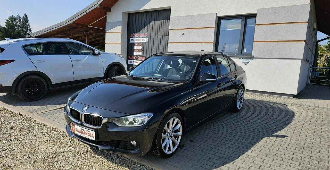 BMW SERIA 3 V (F30/F31/F34) BMW SERIA 3 BMW 330D xDrive ładny stan 4x4 sedan - Sedanas: foto 3 BMW SERIA 3 V (F30/F31/F34) BMW SERIA 3 BMW 330D xDrive ładny stan 4x4 sedan - Sedanas: foto 3