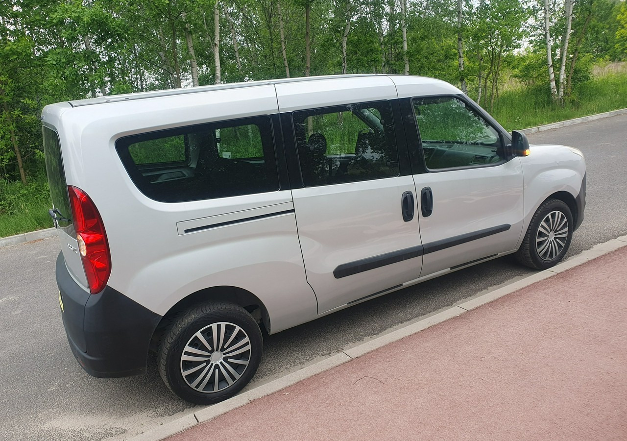 Opel Combo long*combo *doblo* krajówka *fv vat 23%* - Lengvasis automobilis: foto 5 Opel Combo long*combo *doblo* krajówka *fv vat 23%* - Lengvasis automobilis: foto 5