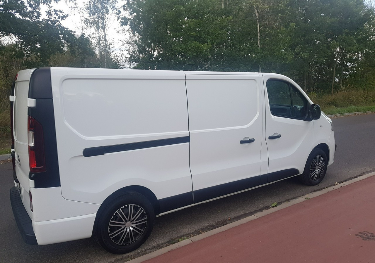 Opel Vivaro krajowy *jeden właściciel * - Krovininis mikroautobusas: foto 5 Opel Vivaro krajowy *jeden właściciel * - Krovininis mikroautobusas: foto 5