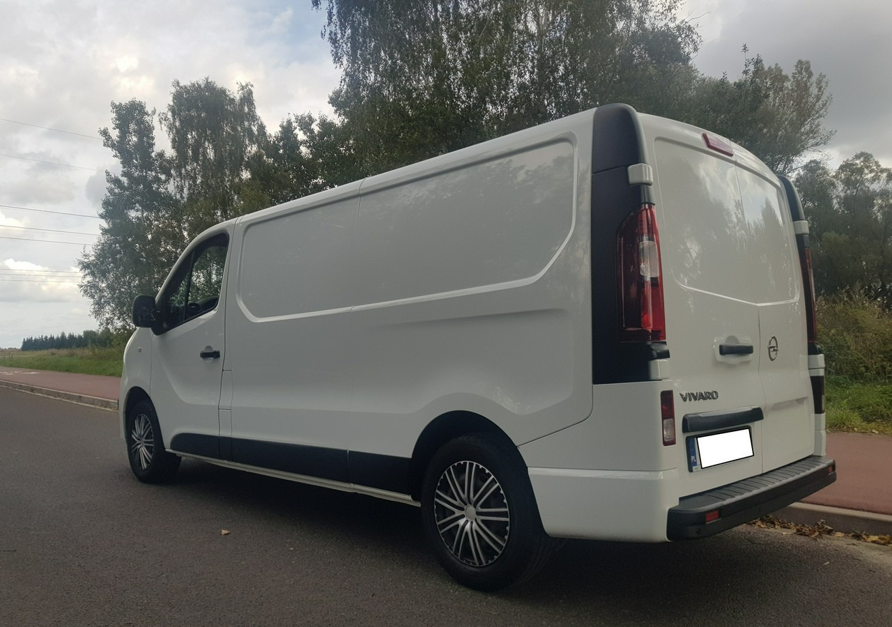 Opel Vivaro krajowy *jeden właściciel * lizingą Opel Vivaro krajowy *jeden właściciel *: foto 10