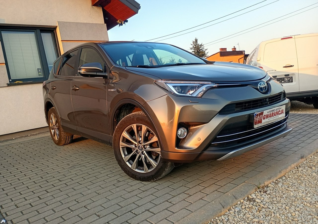 Toyota RAV 4 IV 2017/ 2018 - Visureigis: foto 3 Toyota RAV 4 IV 2017/ 2018 - Visureigis: foto 3