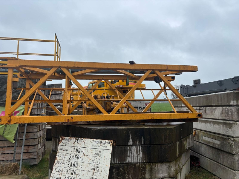 Liebherr 90LD tower sections - Bokštinis kranas: foto 1 Liebherr 90LD tower sections - Bokštinis kranas: foto 1