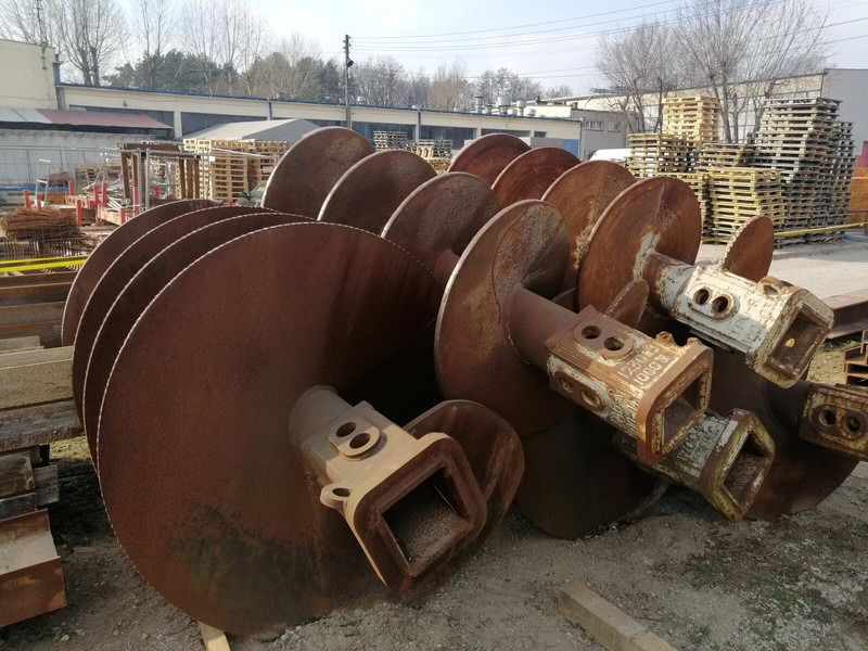 Kelly equipment for bucket drilling of recesses - Padargas - Statybinė technika: foto 5 Kelly equipment for bucket drilling of recesses - Padargas - Statybinė technika: foto 5