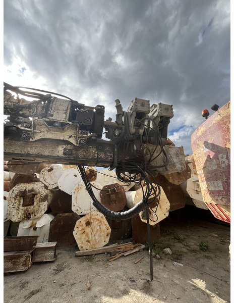 Soilmec SM21 - Polių kalimo mašina: foto 4 Soilmec SM21 - Polių kalimo mašina: foto 4