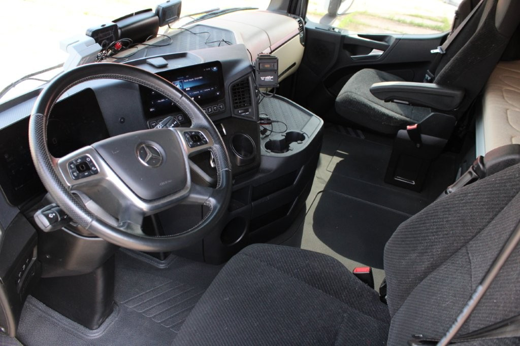 Tentinis sunkvežimis, Tentinė priekaba Mercedes-Benz Actros 2542 NAVIGACE + PANAV TVK 18 M (8,20m x 2,4: foto 7