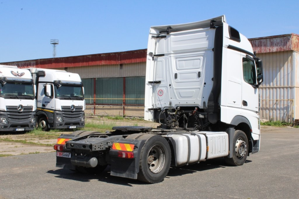 Mercedes-Benz ACTROS 1845 - Vilkikas: foto 3 Mercedes-Benz ACTROS 1845 - Vilkikas: foto 3