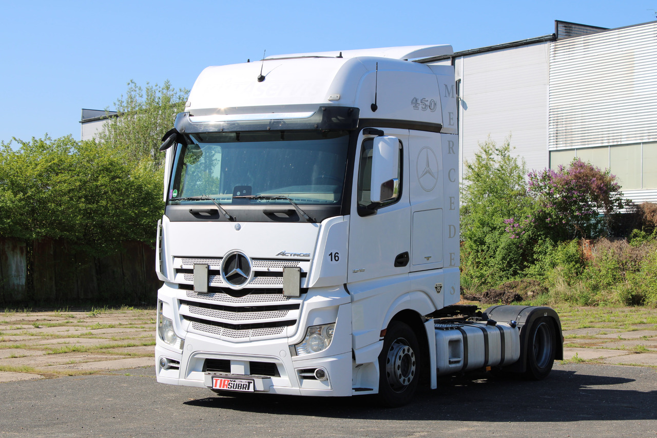 Mercedes-Benz Actros 1845 - Vilkikas: foto 2 Mercedes-Benz Actros 1845 - Vilkikas: foto 2