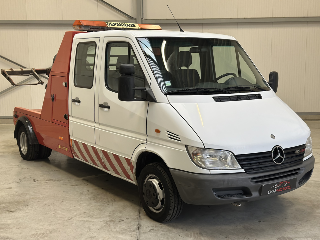 Mersedes Sprinter 413 - Evakuatorius: foto 3 Mersedes Sprinter 413 - Evakuatorius: foto 3