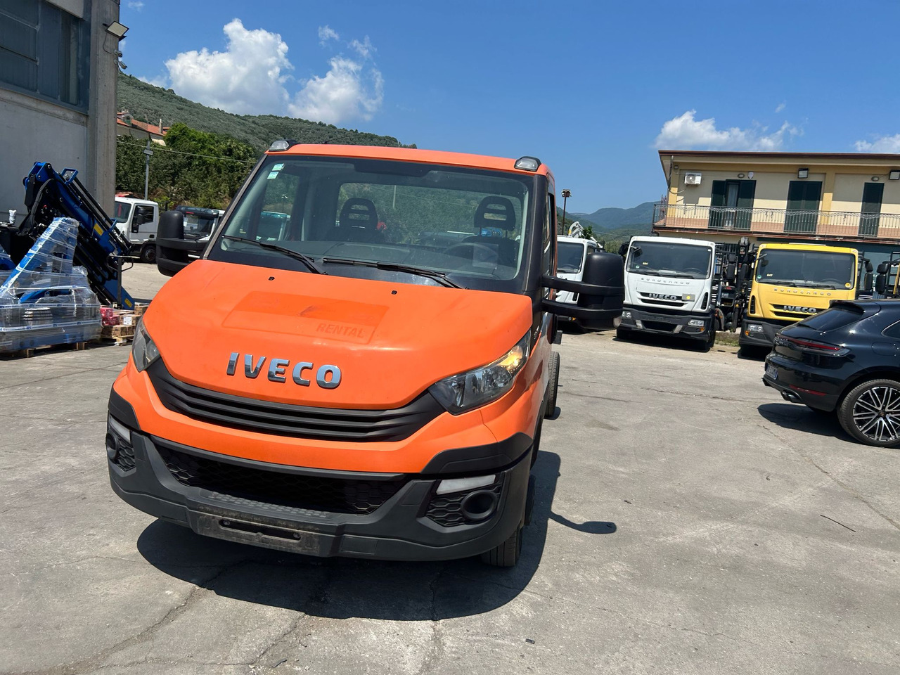 IVECO DAILY 35-140 - Bortinis automobilis: foto 4 IVECO DAILY 35-140 - Bortinis automobilis: foto 4
