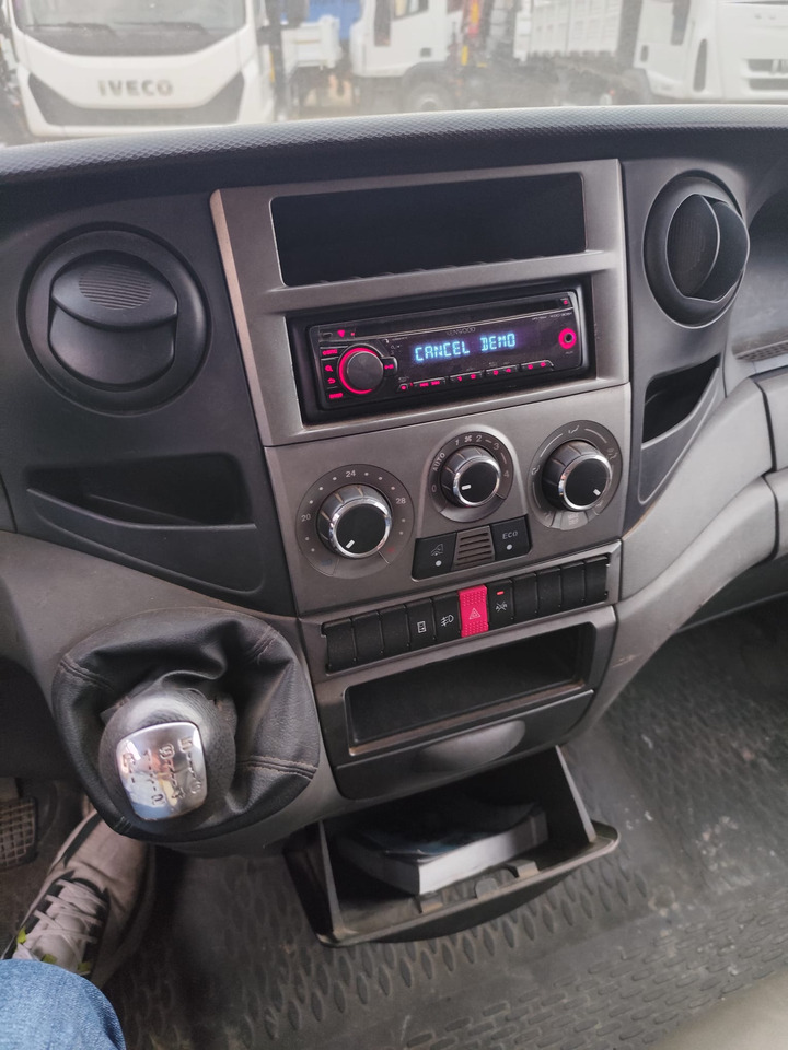 Mažas savivartis IVECO DAILY 35C13: foto 27
