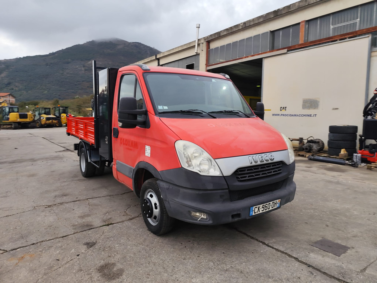 Mažas savivartis IVECO DAILY 35C13: foto 21