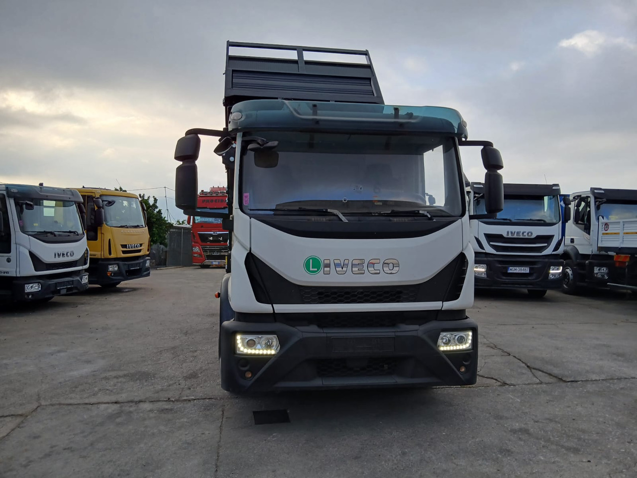 Sunkvežimis su kranu IVECO EUROCARGO 140-250: foto 19