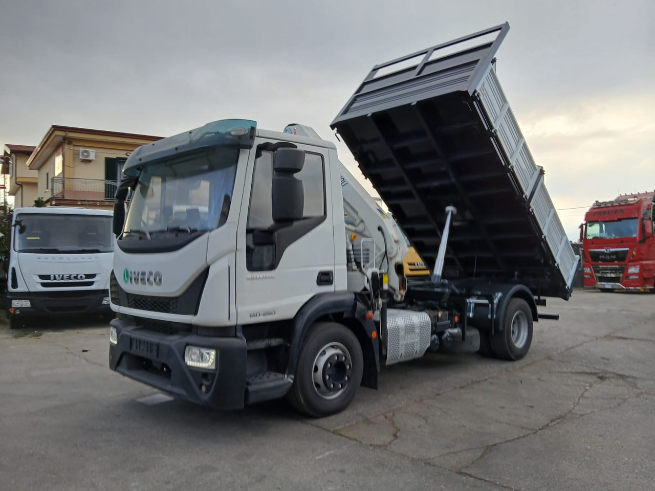 Sunkvežimis su kranu IVECO EUROCARGO 140-250: foto 18