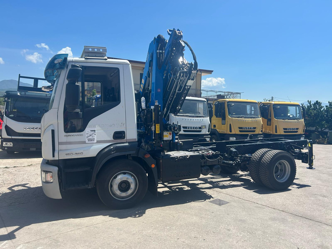 IVECO EUROCARGO 160-250 - Sunkvežimis su kranu: foto 5 IVECO EUROCARGO 160-250 - Sunkvežimis su kranu: foto 5