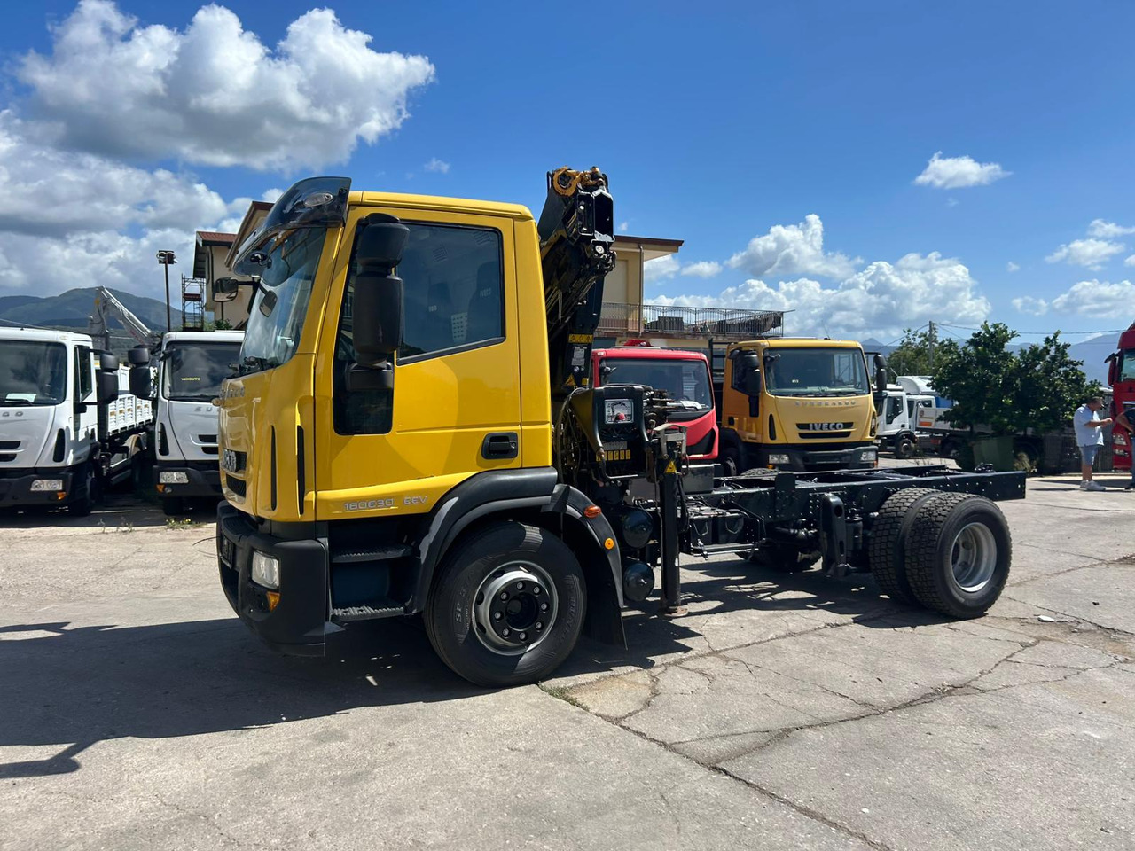 IVECO EUROCARGO 160E30 - Sunkvežimis su kranu: foto 5 IVECO EUROCARGO 160E30 - Sunkvežimis su kranu: foto 5