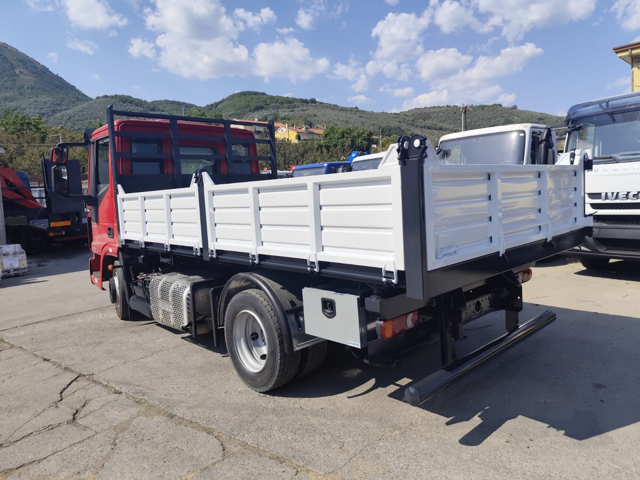 IVECO EUROCARGO 80-190 - Važiuoklės sunkvežimis: foto 4 IVECO EUROCARGO 80-190 - Važiuoklės sunkvežimis: foto 4