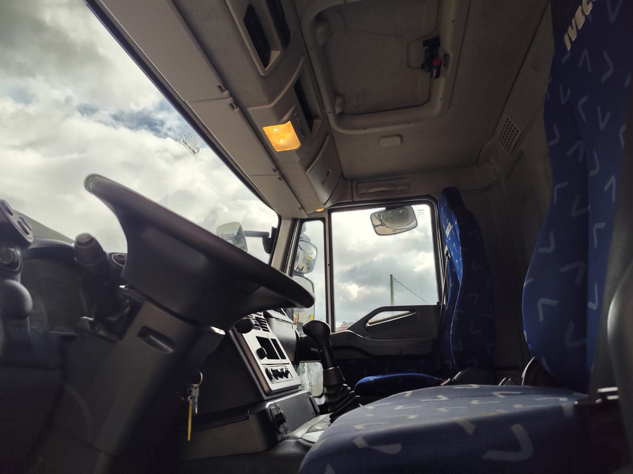 Sunkvežimis su kranu IVECO STRALIS AD 190S31P: foto 37