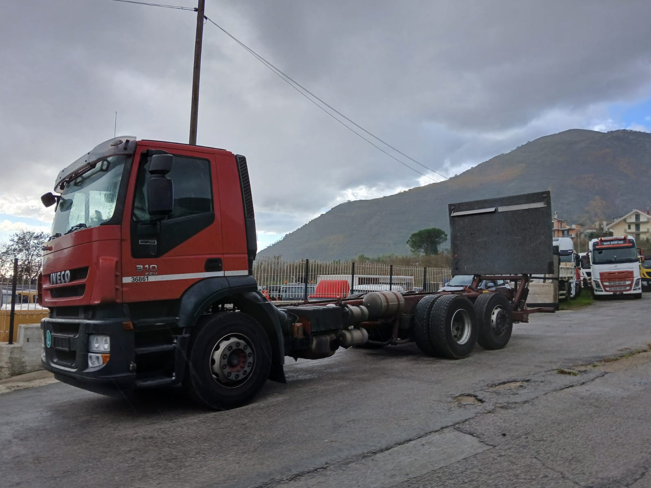 IVECO STRALIS AD 260S31 - Važiuoklės sunkvežimis: foto 1 IVECO STRALIS AD 260S31 - Važiuoklės sunkvežimis: foto 1