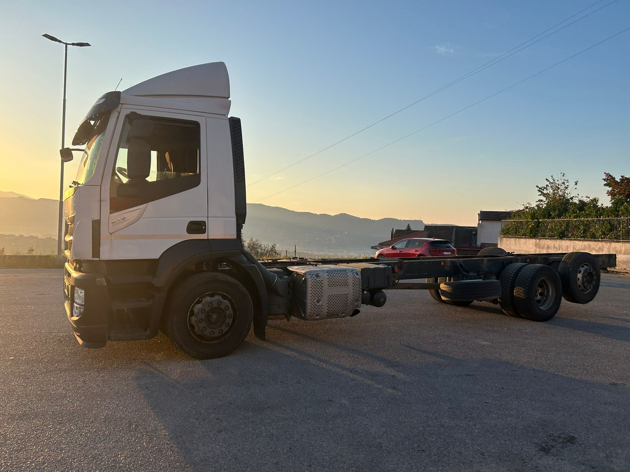 IVECO STRALIS AD 260S31 XP - Važiuoklės sunkvežimis: foto 3 IVECO STRALIS AD 260S31 XP - Važiuoklės sunkvežimis: foto 3