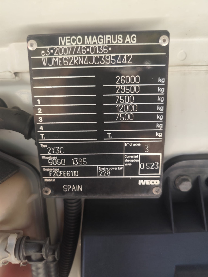 IVECO STRALIS AD 260S31 XP - Sunkvežimis su kranu: foto 2 IVECO STRALIS AD 260S31 XP - Sunkvežimis su kranu: foto 2