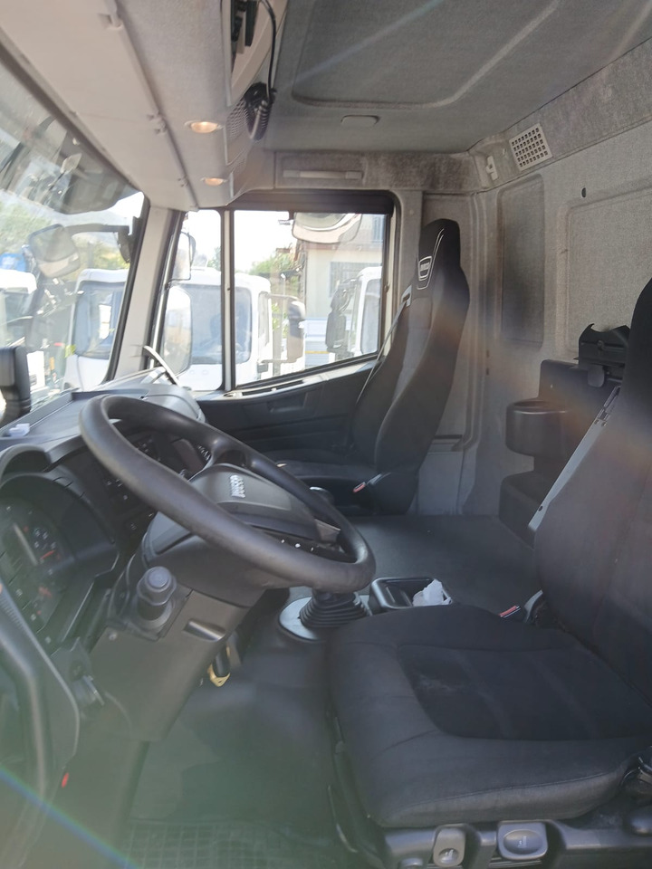 IVECO STRALIS AD 260S31 XP - Sunkvežimis su kranu: foto 2 IVECO STRALIS AD 260S31 XP - Sunkvežimis su kranu: foto 2