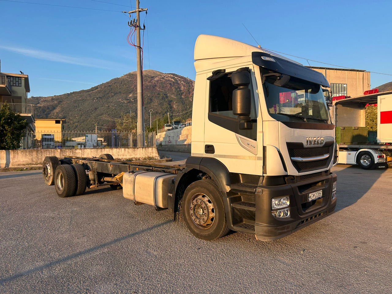 Važiuoklės sunkvežimis IVECO STRALIS AD 260S31 XP: foto 8 Važiuoklės sunkvežimis IVECO STRALIS AD 260S31 XP: foto 8