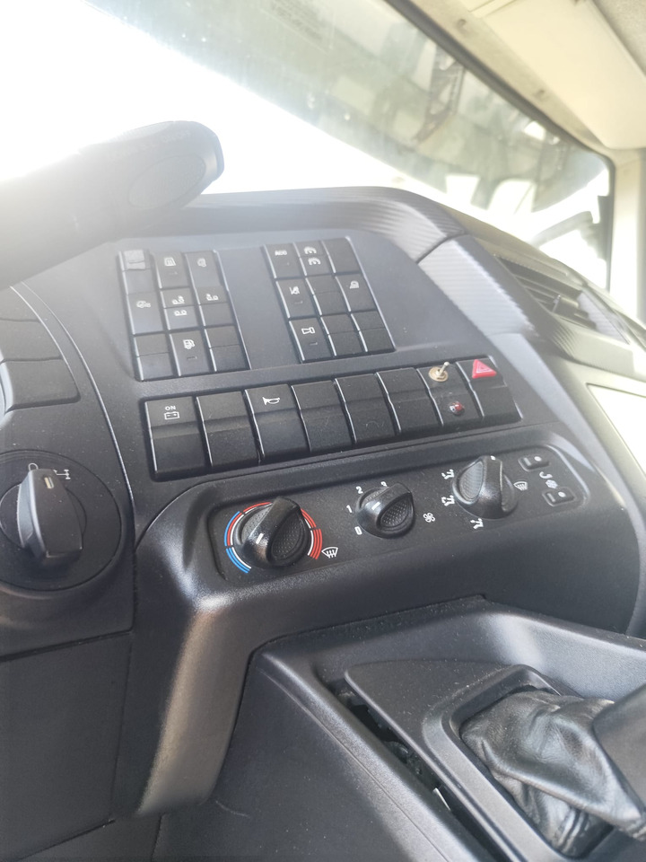IVECO STRALIS AD 260S31 Y/P - Važiuoklės sunkvežimis: foto 3 IVECO STRALIS AD 260S31 Y/P - Važiuoklės sunkvežimis: foto 3