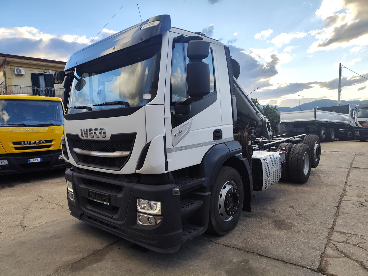 IVECO STRALIS AD 260S31 Y/P - Savivartis sunkvežimis, Sunkvežimis su kranu: foto 1 IVECO STRALIS AD 260S31 Y/P - Savivartis sunkvežimis, Sunkvežimis su kranu: foto 1