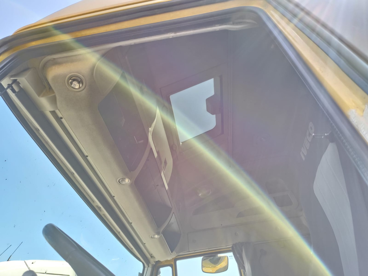 IVECO STRALIS CUBE AD260S42 - Konteineris-vežimus/ Sukeisti kūną sunkvežimis: foto 4 IVECO STRALIS CUBE AD260S42 - Konteineris-vežimus/ Sukeisti kūną sunkvežimis: foto 4