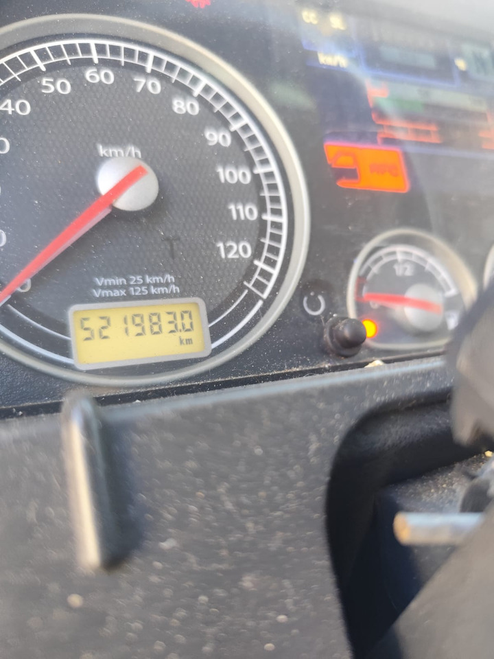 IVECO STRALIS CUBE AD260S42 - Platforminis/ Bortinis sunkvežimis: foto 5 IVECO STRALIS CUBE AD260S42 - Platforminis/ Bortinis sunkvežimis: foto 5