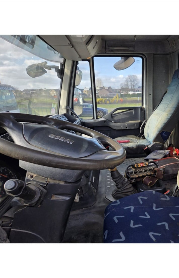 IVECO TRAKKER 260T36 - Sunkvežimis su kranu: foto 2 IVECO TRAKKER 260T36 - Sunkvežimis su kranu: foto 2