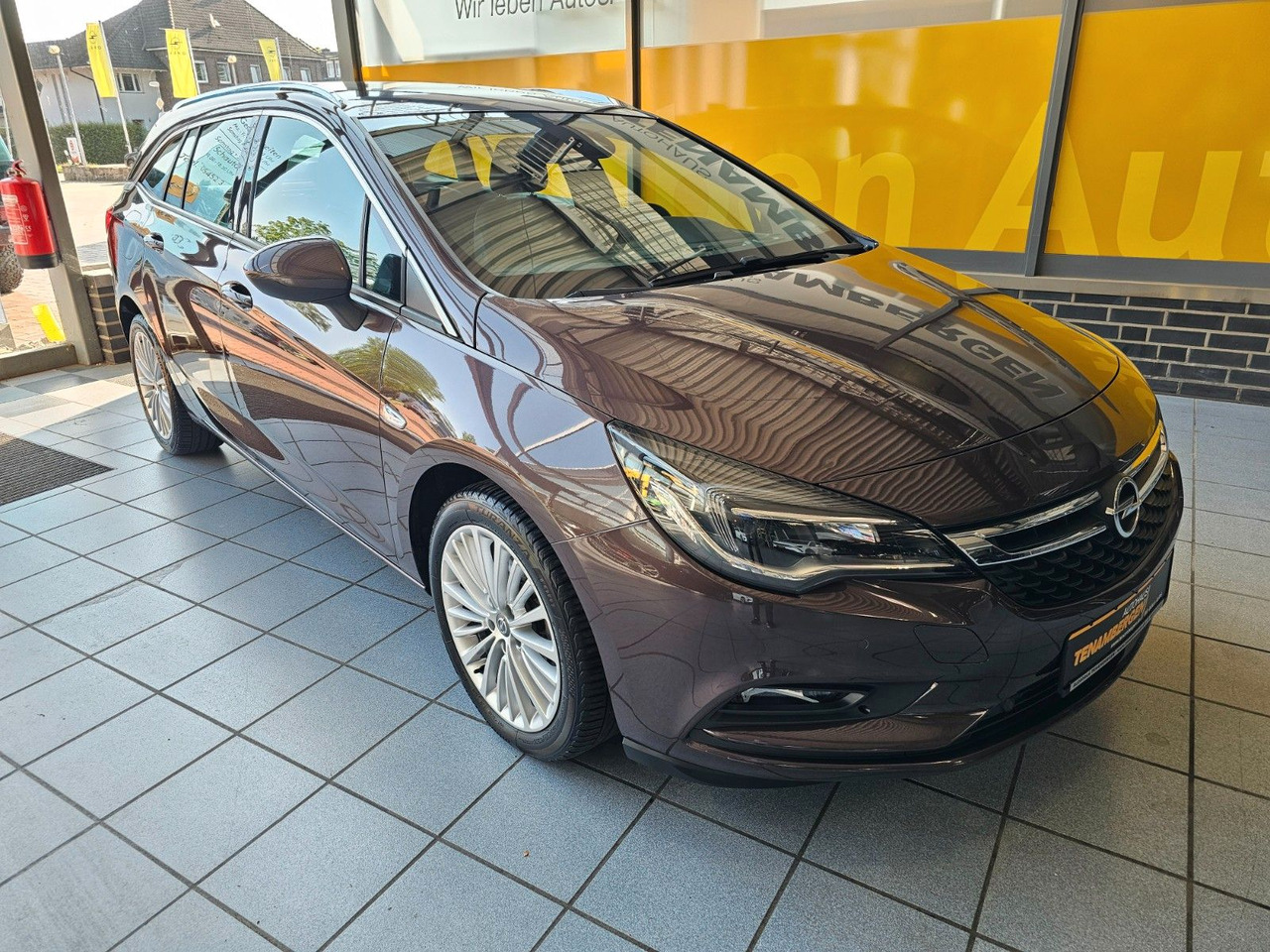 Opel Astra K Sports Tourer Innovation eHeckklappe - Lengvasis automobilis: foto 4 Opel Astra K Sports Tourer Innovation eHeckklappe - Lengvasis automobilis: foto 4
