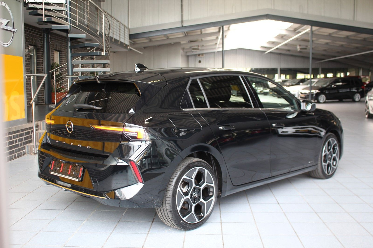 Opel Astra L 5-trg. Ultimate Schiebedach Alcantara - Sedanas: foto 5 Opel Astra L 5-trg. Ultimate Schiebedach Alcantara - Sedanas: foto 5