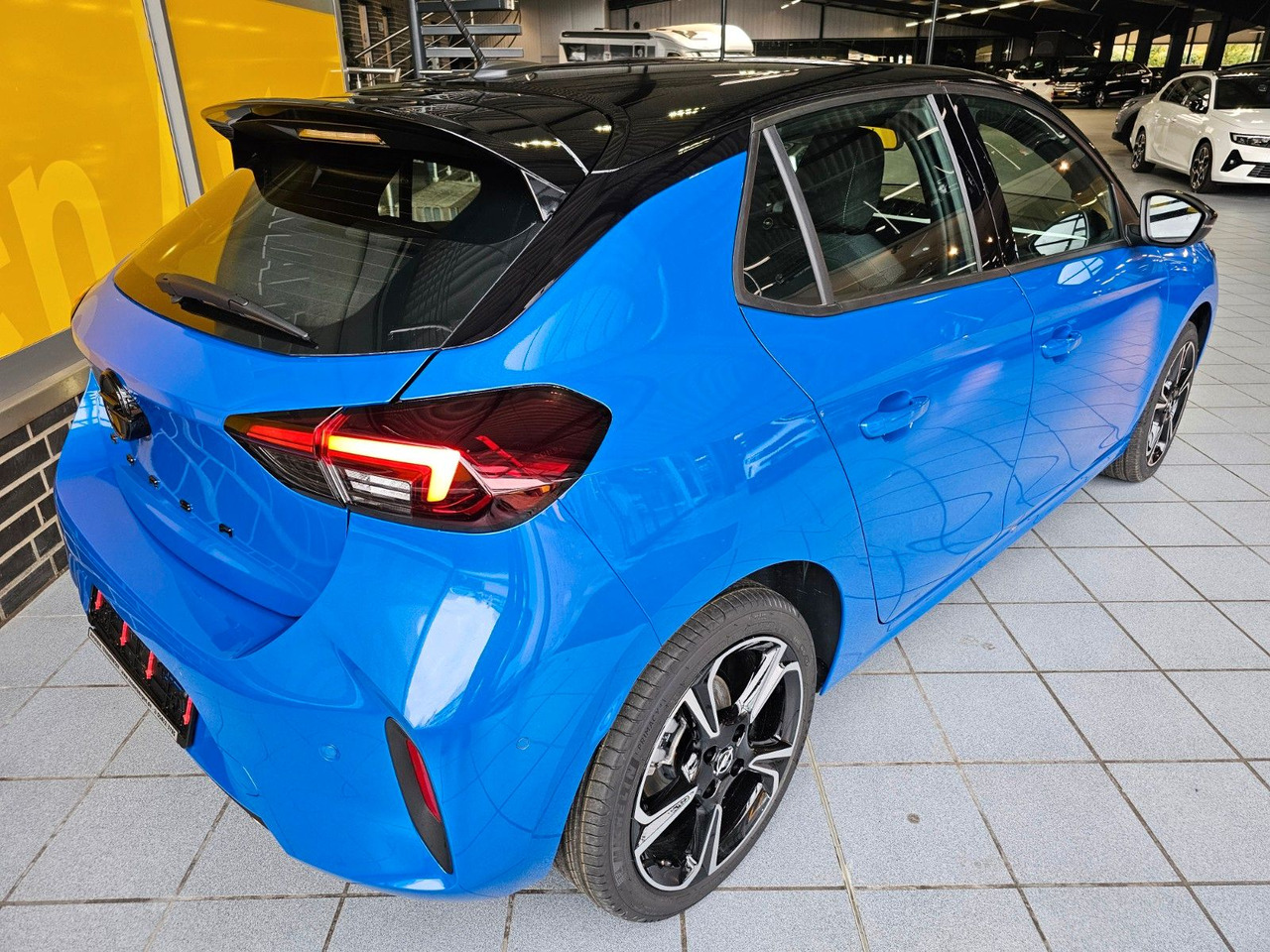 Opel Corsa F 1.2 GS AT-8 Lenkradheizg. Kamera LED ACC - Sedanas: foto 4 Opel Corsa F 1.2 GS AT-8 Lenkradheizg. Kamera LED ACC - Sedanas: foto 4