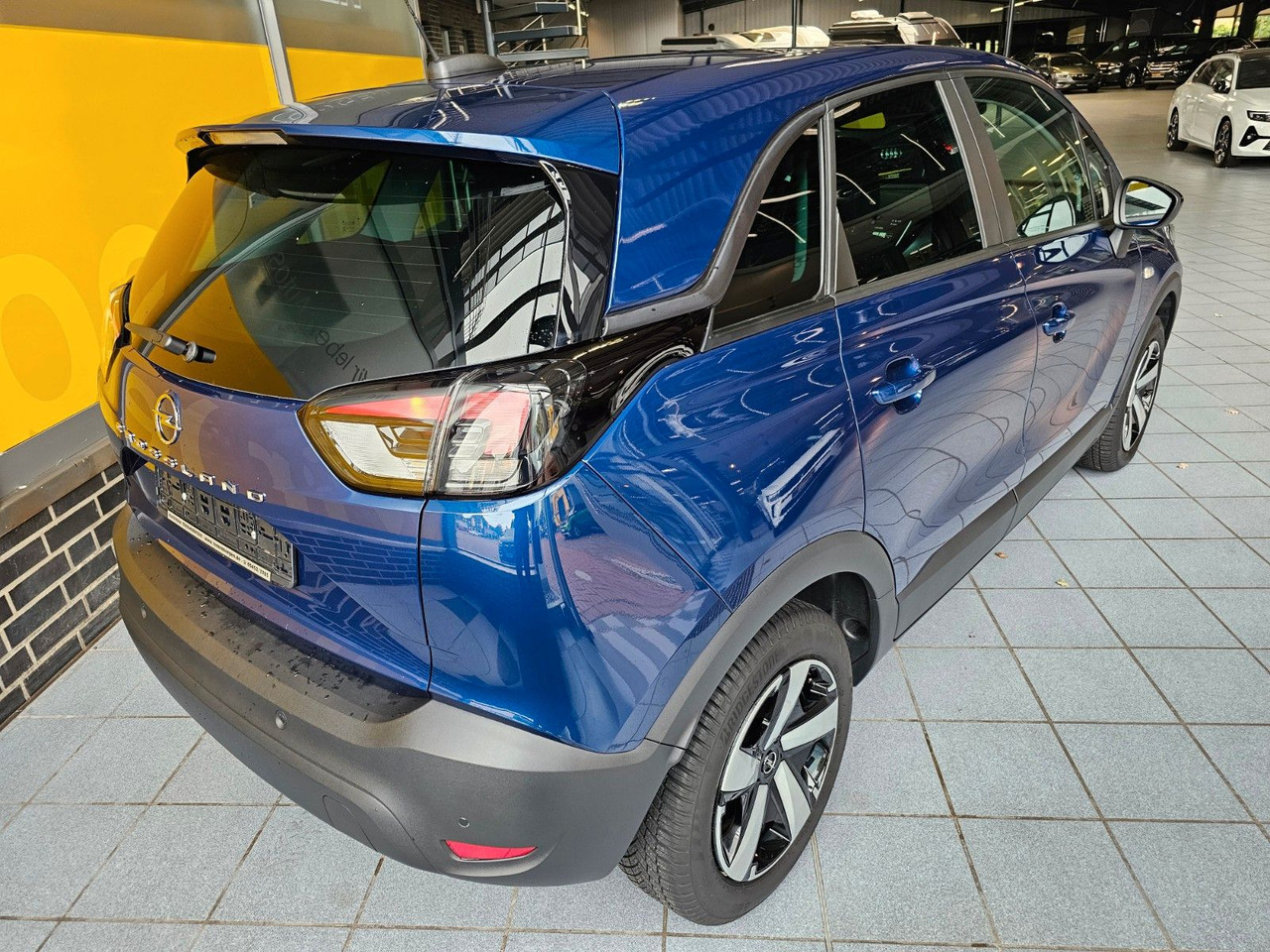 Opel Crossland Navi SHZ LHzg PDC Kamera - Keleivinis furgonas: foto 3 Opel Crossland Navi SHZ LHzg PDC Kamera - Keleivinis furgonas: foto 3