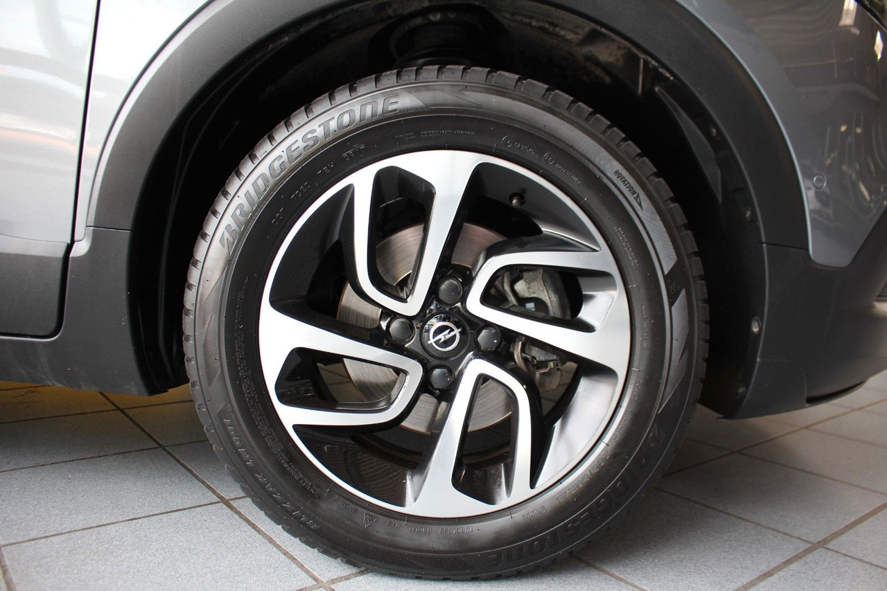 Sedanas Opel Crossland (X) 1,2 Ultimate Pano Navi Kamera LED: foto 7