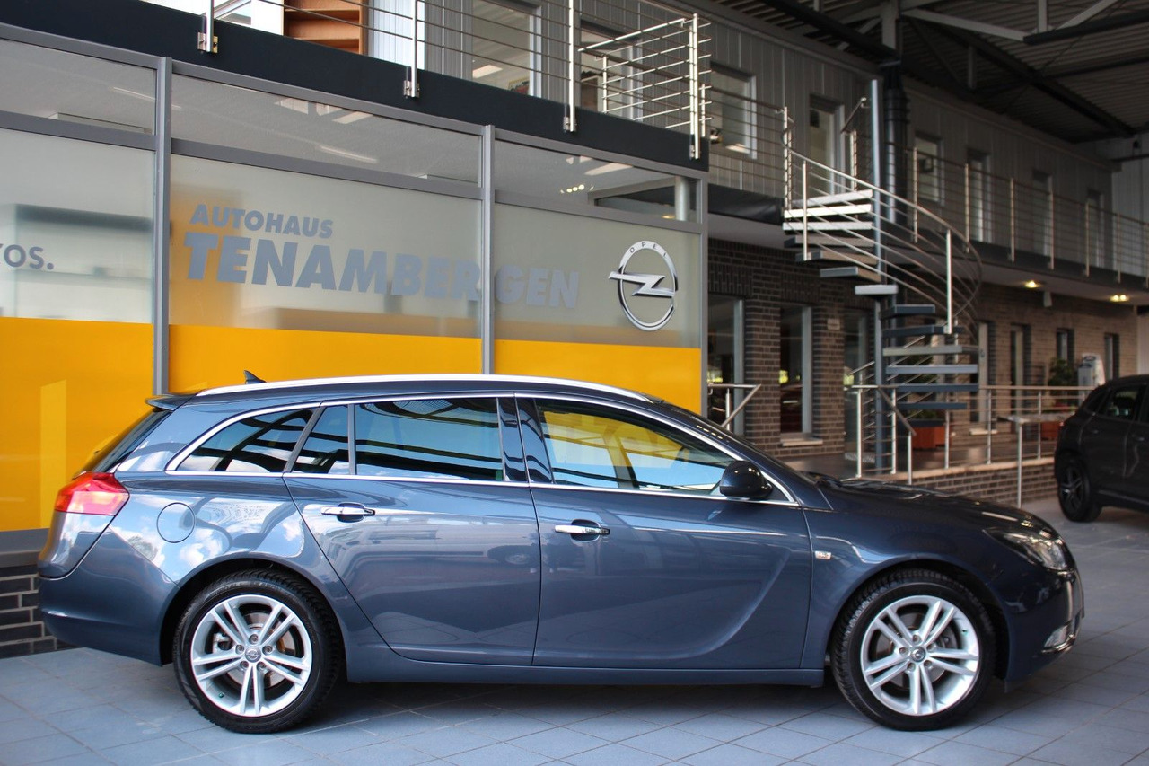 Opel Insignia A Sports Tourer Innovation 4x4 Navi AHK - Lengvasis automobilis: foto 3 Opel Insignia A Sports Tourer Innovation 4x4 Navi AHK - Lengvasis automobilis: foto 3