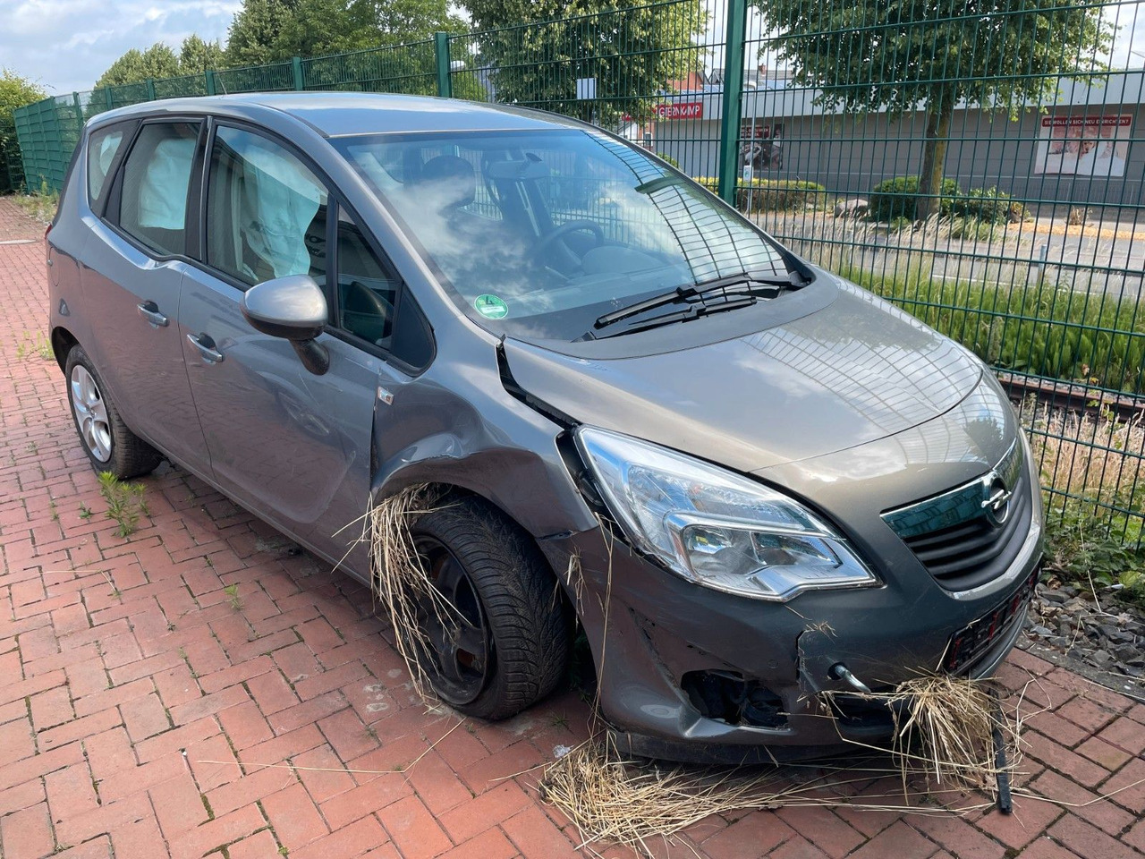Opel Meriva B Edition - Keleivinis furgonas: foto 1 Opel Meriva B Edition - Keleivinis furgonas: foto 1