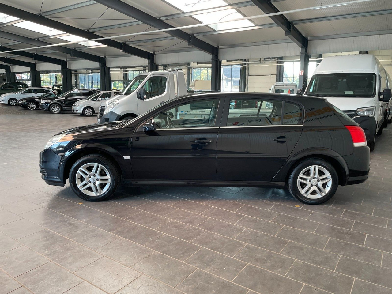 Opel Signum Edition Bluetooth Navi Automatik - Universalas: foto 4 Opel Signum Edition Bluetooth Navi Automatik - Universalas: foto 4