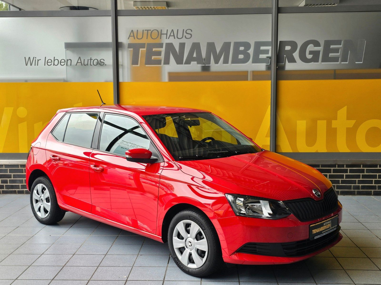 Skoda Fabia Cool Edition SHZ USB - Lengvasis automobilis: foto 1 Skoda Fabia Cool Edition SHZ USB - Lengvasis automobilis: foto 1