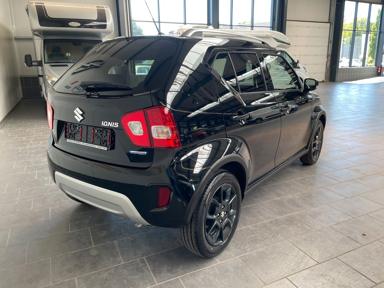 Suzuki Ignis Comfort+ Hybrid ,SHZ, Klimaauto., Tempomat - Lengvasis automobilis: foto 3 Suzuki Ignis Comfort+ Hybrid ,SHZ, Klimaauto., Tempomat - Lengvasis automobilis: foto 3