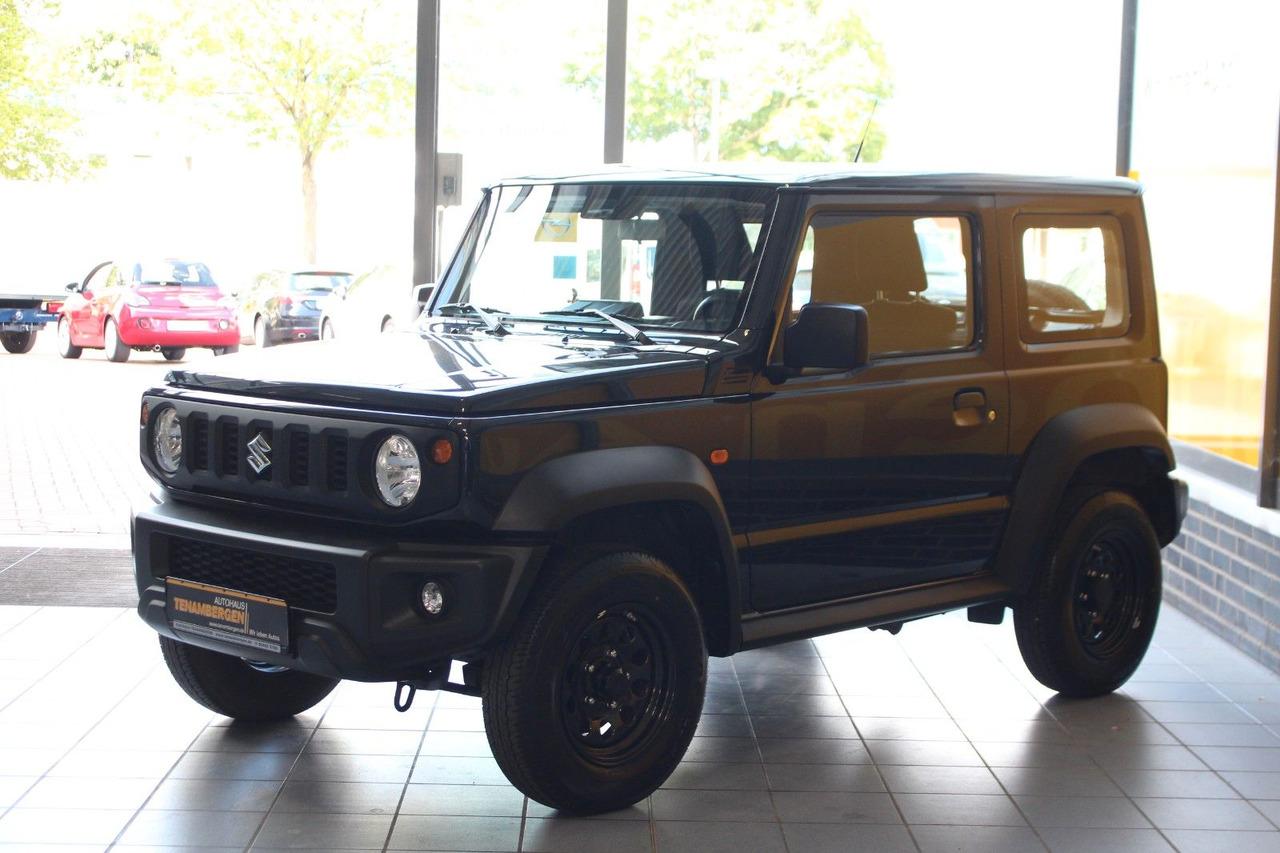 Suzuki Jimny zuschaltbarer Allradantrieb Allgrip - Visureigis: foto 4 Suzuki Jimny zuschaltbarer Allradantrieb Allgrip - Visureigis: foto 4