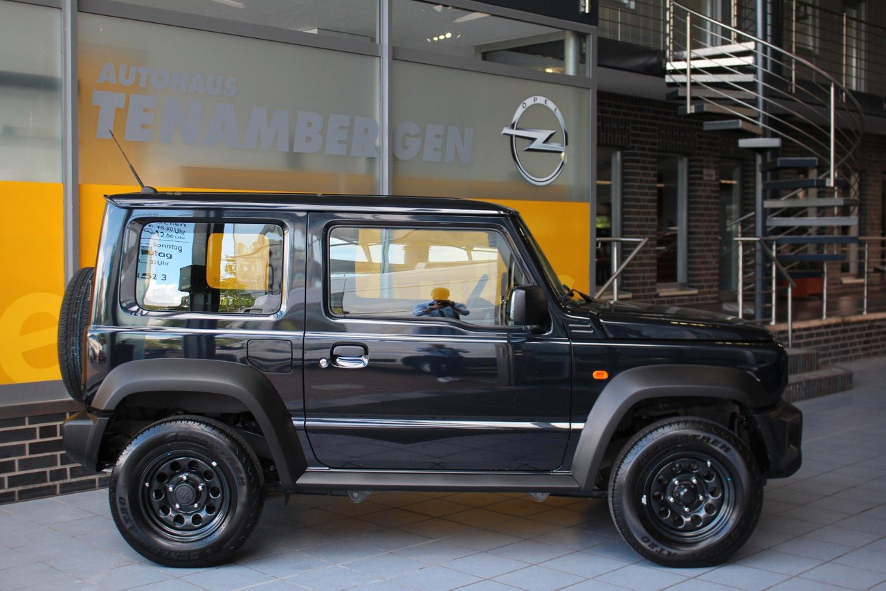 Suzuki Jimny zuschaltbarer Allradantrieb Allgrip - Visureigis: foto 3 Suzuki Jimny zuschaltbarer Allradantrieb Allgrip - Visureigis: foto 3
