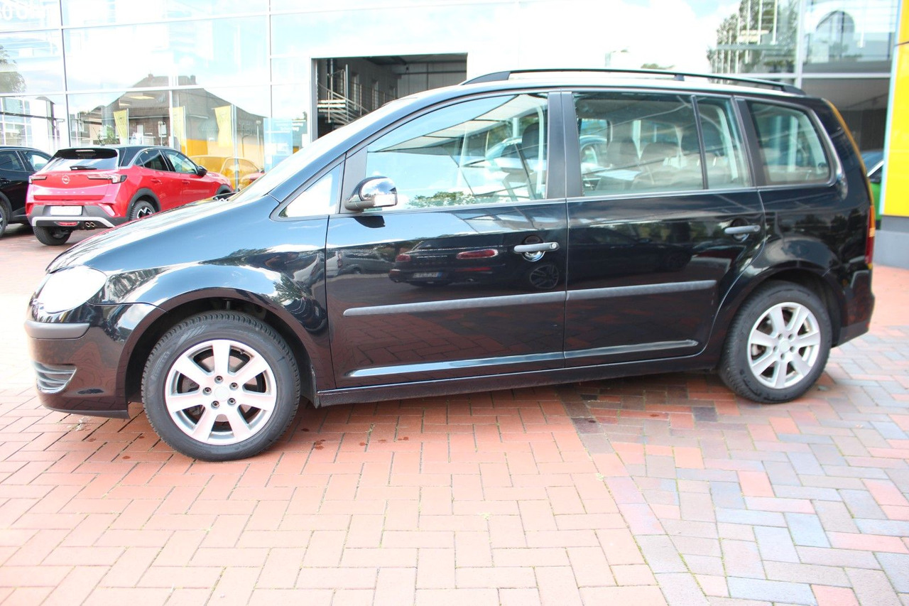 Volkswagen Touran Conceptline AHK 7 Sitze - Keleivinis furgonas: foto 3 Volkswagen Touran Conceptline AHK 7 Sitze - Keleivinis furgonas: foto 3