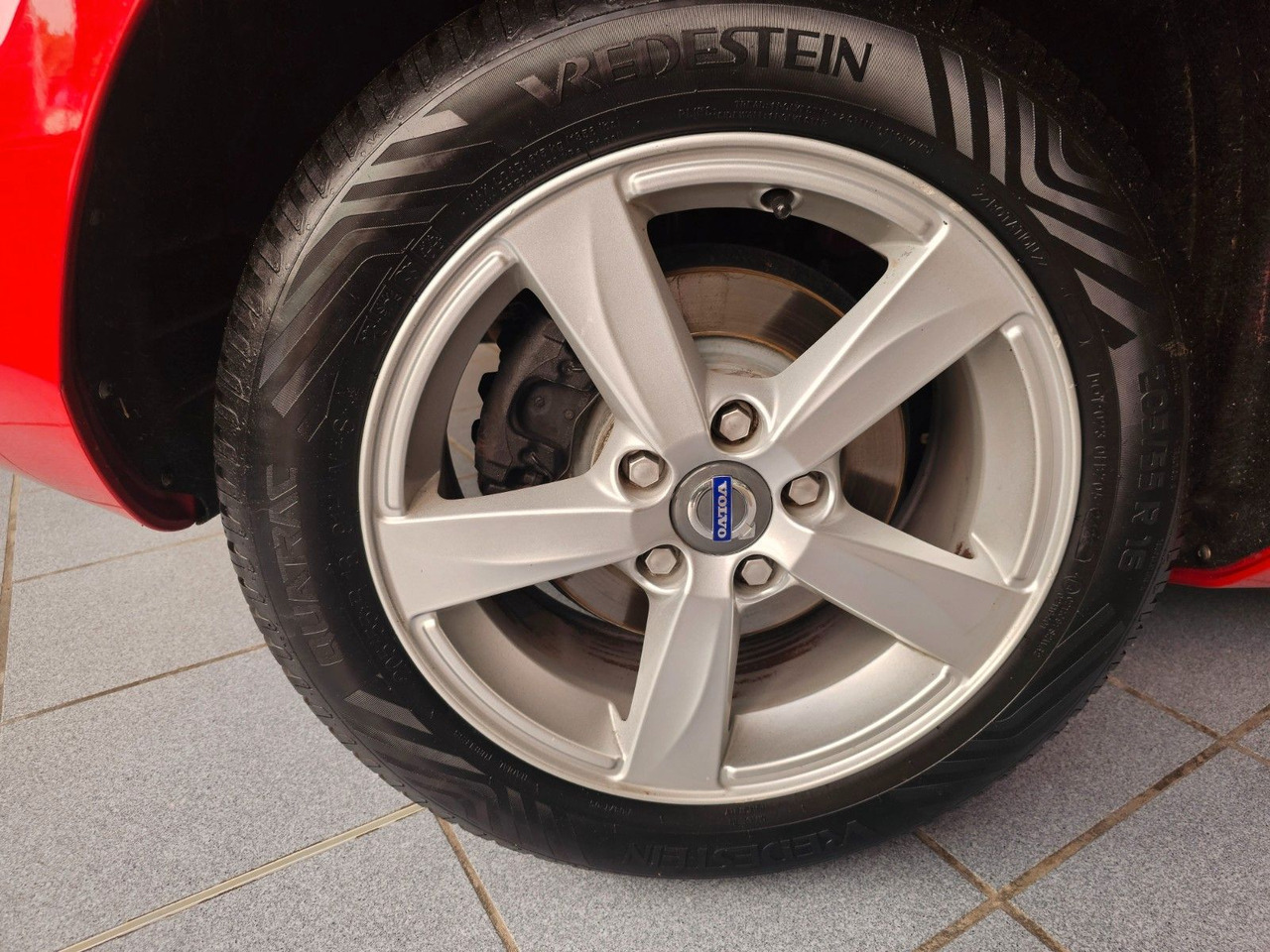 Volvo V40 You! Xenon Sitzheizung Freisprecheinrichtung - Sedanas: foto 5 Volvo V40 You! Xenon Sitzheizung Freisprecheinrichtung - Sedanas: foto 5