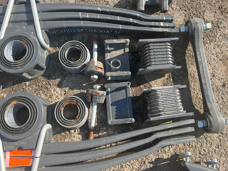 Volvo FH4 - Lingių pakaba: foto 3 Volvo FH4 - Lingių pakaba: foto 3