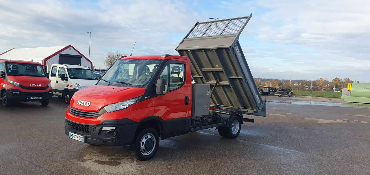 Mažas savivartis IVECO Daily: foto 1