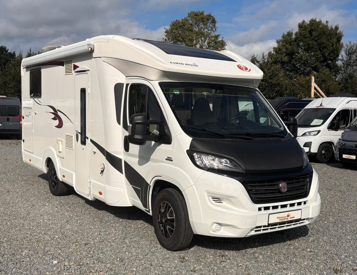 Eura Mobil Profila T 720QB Rüfa|Solar|Klima - Pusiau integruotas kemperis: foto 1 Eura Mobil Profila T 720QB Rüfa|Solar|Klima - Pusiau integruotas kemperis: foto 1
