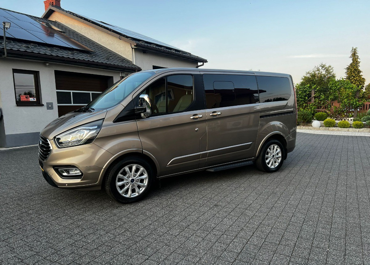 Ford Tourneo Custom Ford Turneo Tytanium X Sprowadzony Zarejstrowany - Mikroautobusas, Keleivinis furgonas: foto 2 Ford Tourneo Custom Ford Turneo Tytanium X Sprowadzony Zarejstrowany - Mikroautobusas, Keleivinis furgonas: foto 2